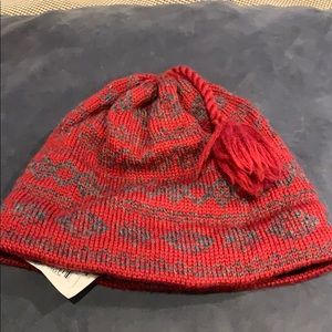 NWT wool hat. Great Red and gray colors!